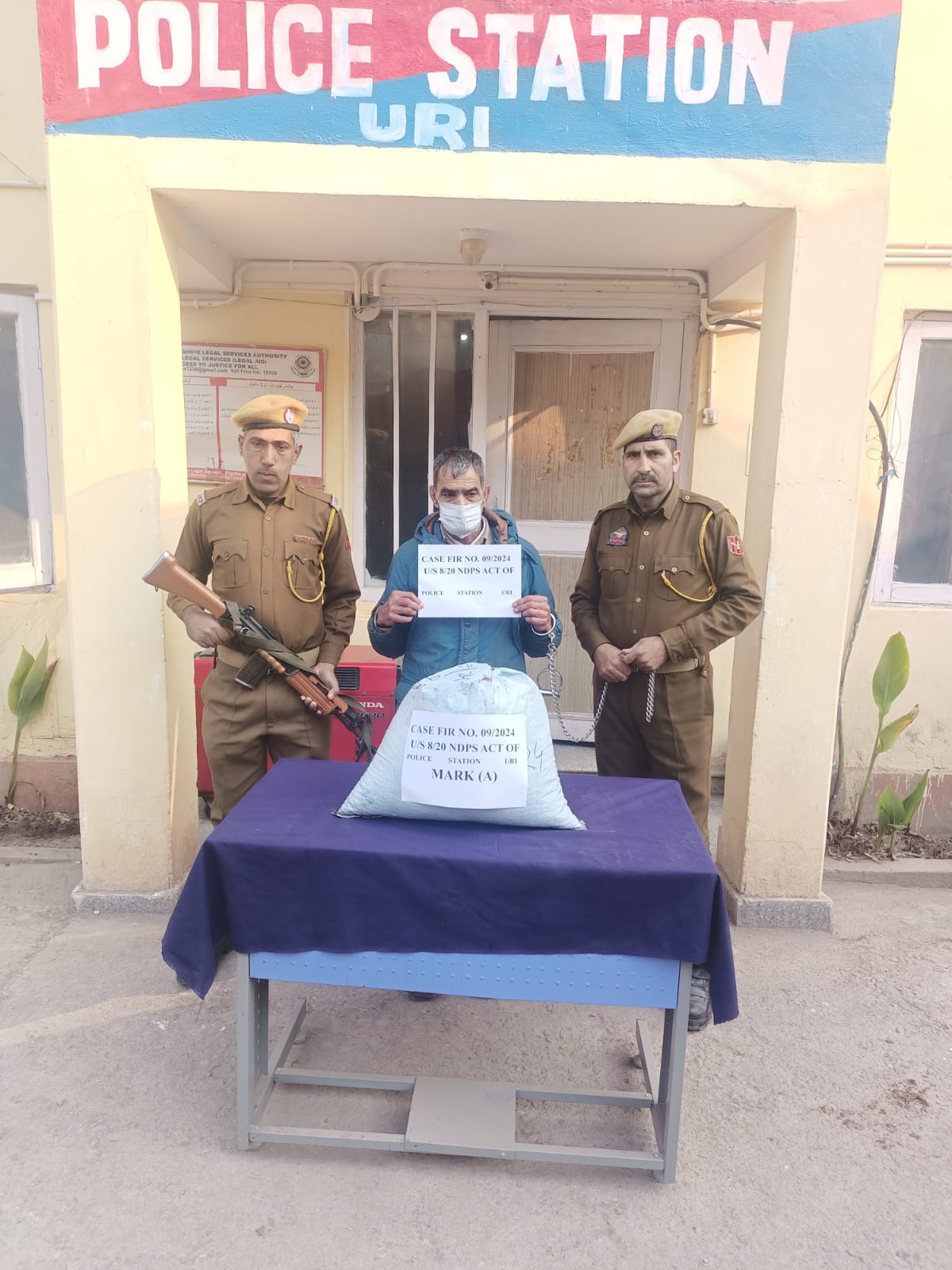 Police arrests drug peddler in Baramulla Contraband substances recovered