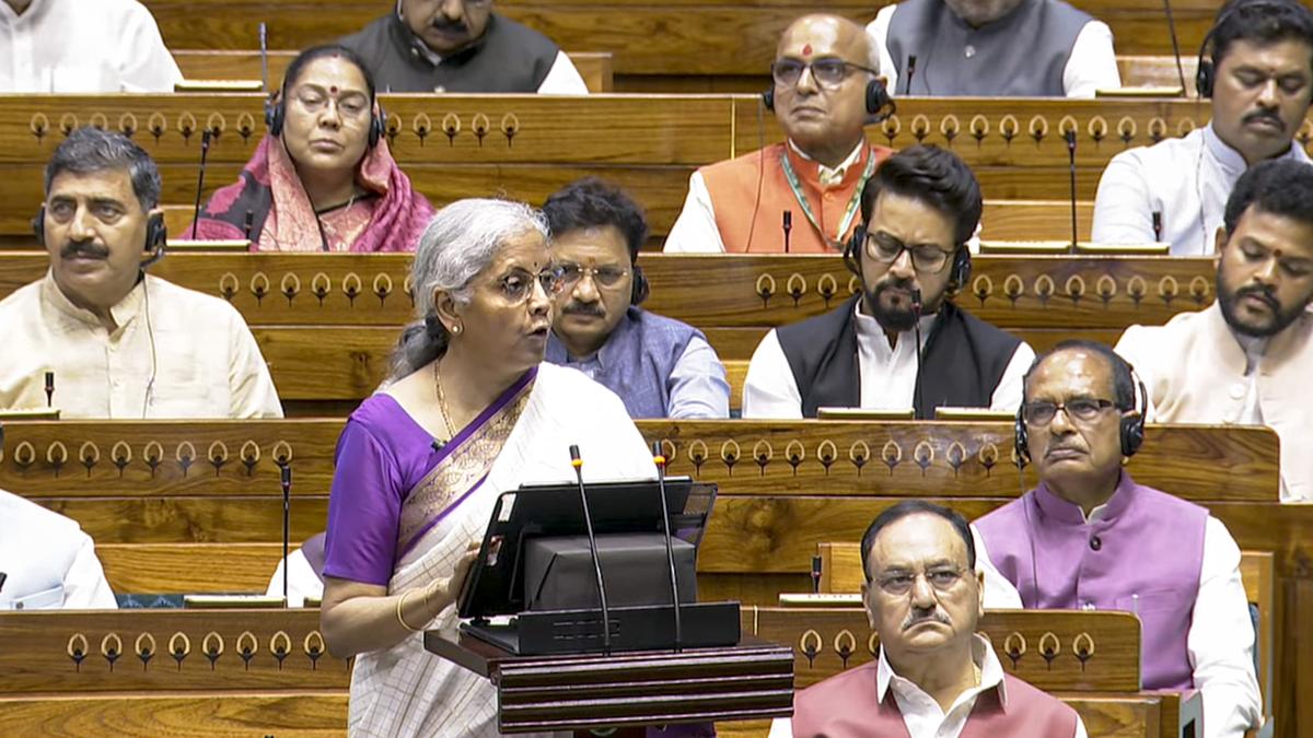 *Union Budget 2024 LIVE Updates: FM Sitharaman Announces Revisions to New Tax Regime, Plans to Review Income Tax Act*